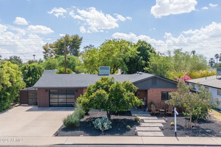 1837 E MINNEZONA Avenue, Phoenix, AZ