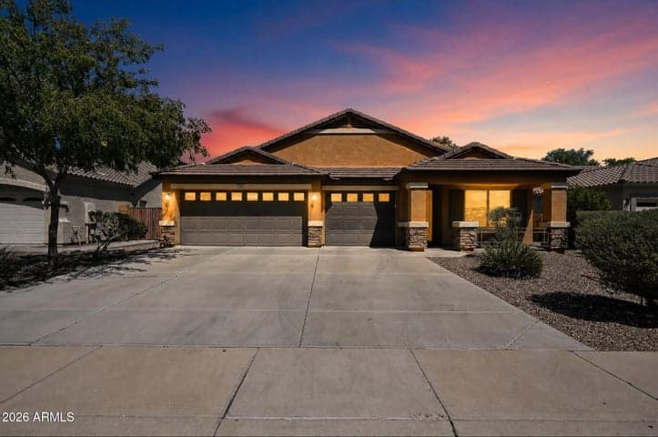 7156 W FLYNN Lane, Glendale, AZ