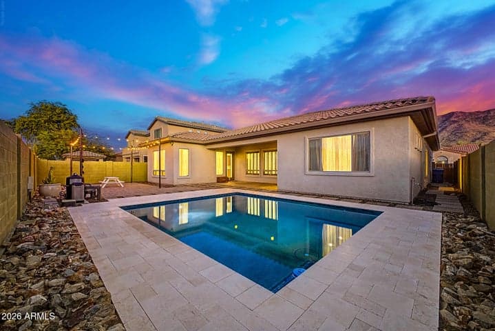2416 W KACHINA Trail, Phoenix, AZ