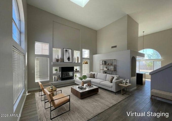 10925 W Kaler Drive, Glendale, AZ
