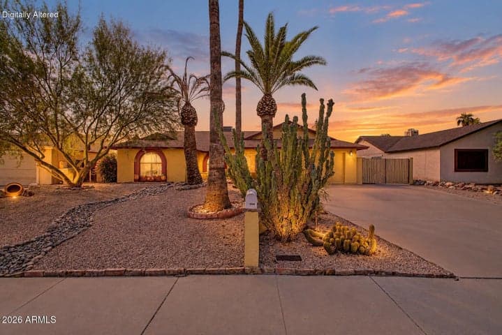 10416 N 63RD Avenue, Glendale, AZ