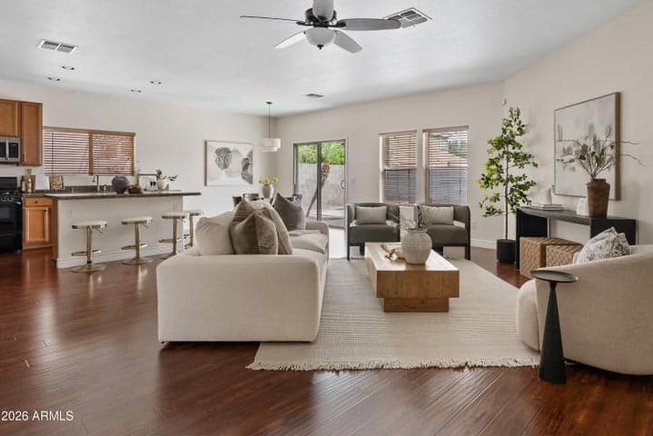 3527 E CLAXTON Avenue, Gilbert, AZ