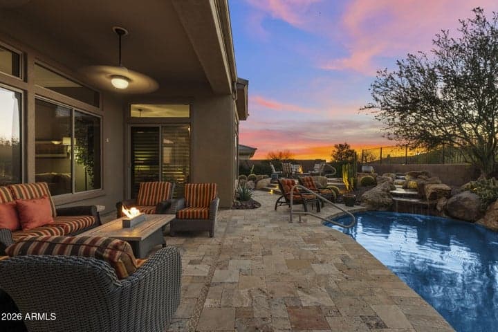 42010 N HARBOUR TOWN Court, Anthem, AZ