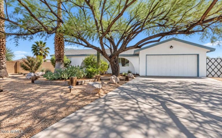 161 W 15TH Avenue, Apache Junction, AZ