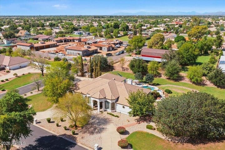 176 S EQUESTRIAN Court, Gilbert, AZ