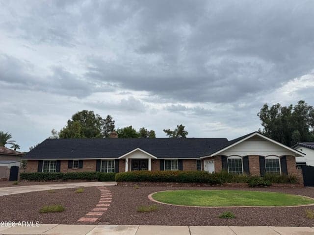 521 W WAKONDA Lane, Phoenix, AZ