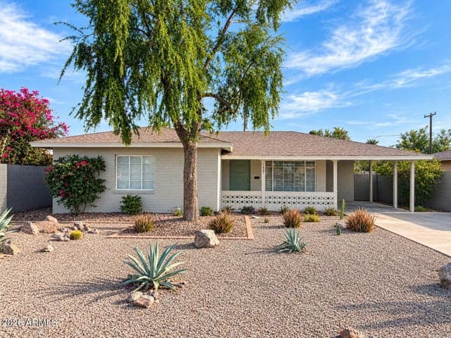 1831 E HUBBELL Street, Phoenix, AZ