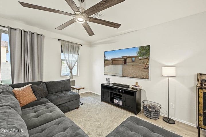 17530 W VILLA HERMOSA Lane, Surprise, AZ