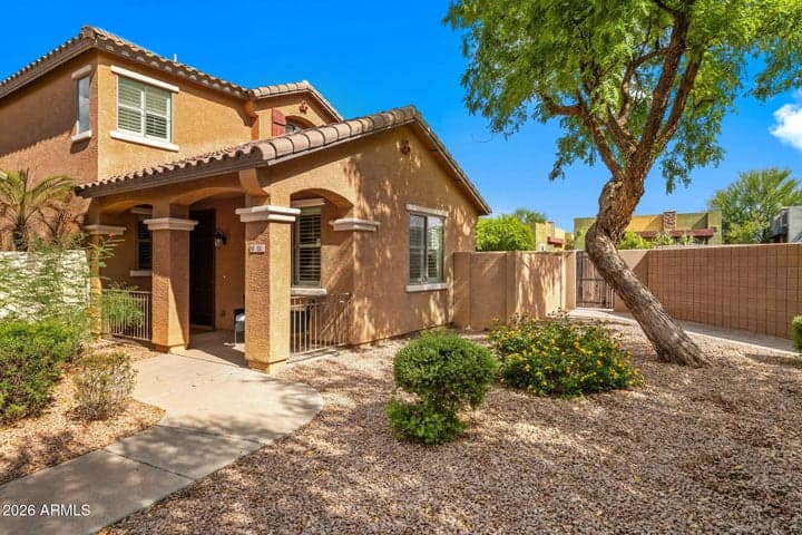 111 E PALOMINO Drive, Gilbert, AZ