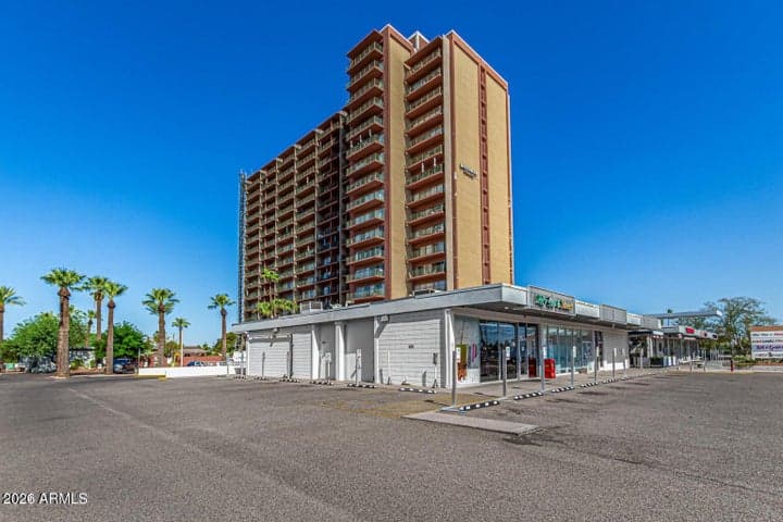 4750 N CENTRAL Avenue #11G, Phoenix, AZ