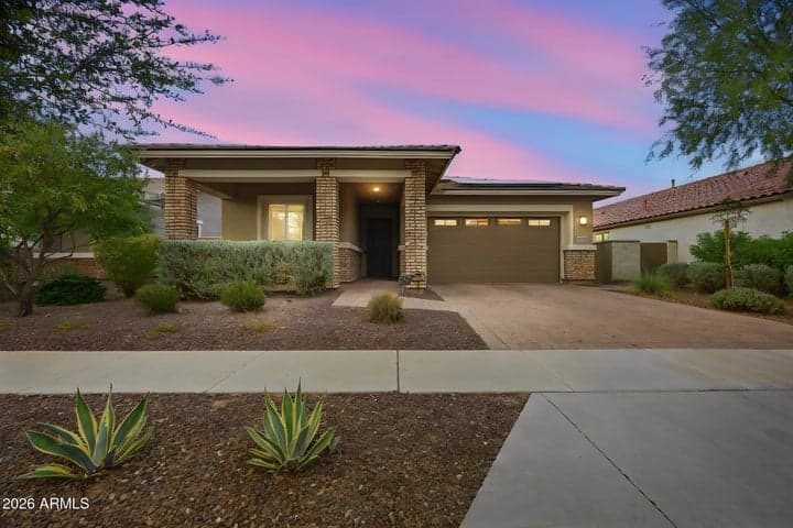 14616 W Larkspur Drive, Surprise, AZ