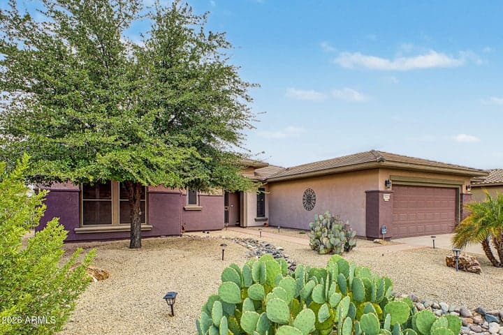 16442 W DESERT LILY Drive, Surprise, AZ