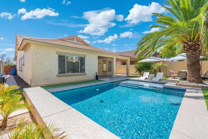 5218 W BUCKSKIN Trail, Phoenix, AZ