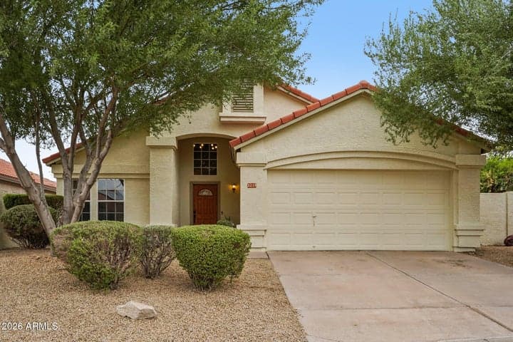 3219 E WILDWOOD Drive, Phoenix, AZ