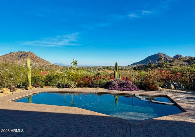 7306 N BROOKVIEW Way, Paradise Valley, AZ