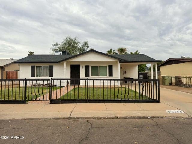 6733 W ORANGE Drive, Glendale, AZ