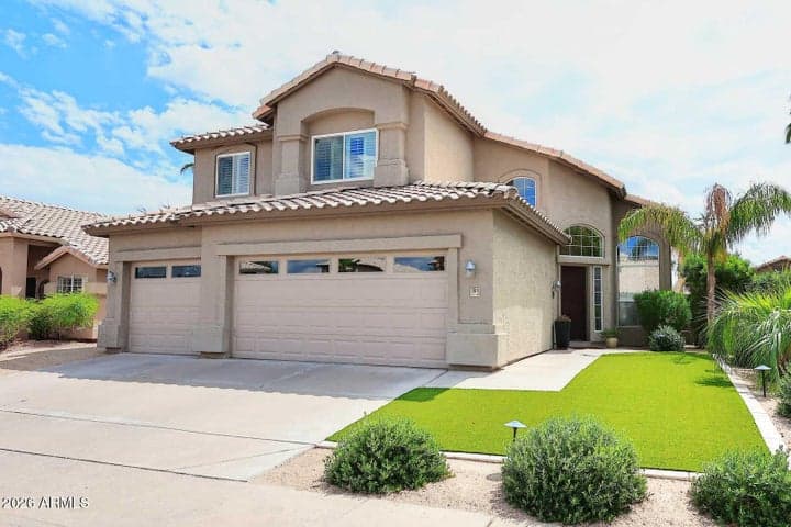 2811 E BROOKWOOD Court, Phoenix, AZ