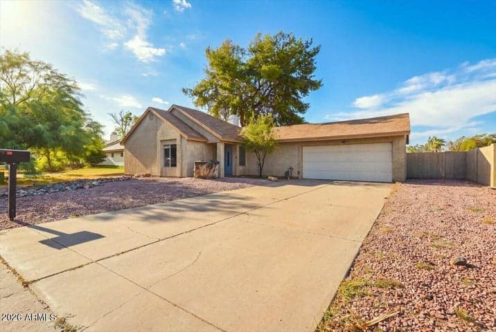 2227 W MOHAWK Lane, Phoenix, AZ