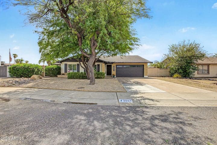 3801 W MURIEL Drive, Glendale, AZ