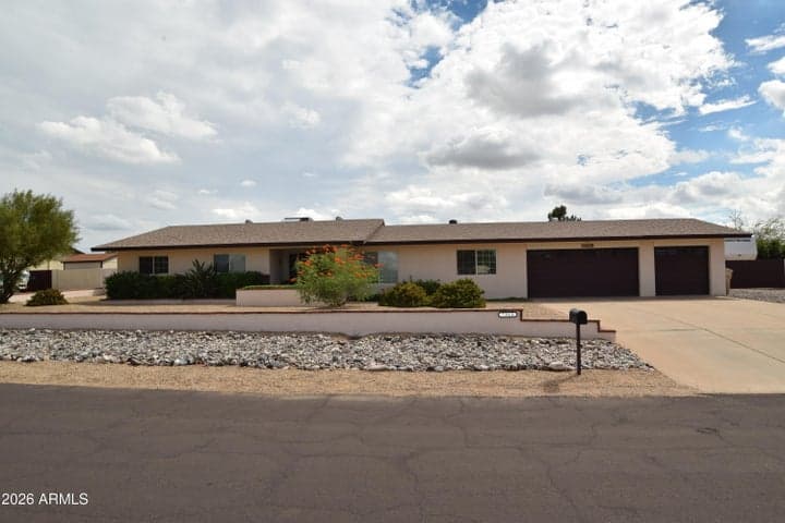 7013 W JOSAC Street, Glendale, AZ