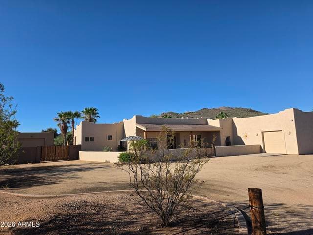 2719 W Canyon Road, Phoenix, AZ