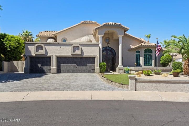 5866 W DEL LAGO Circle, Glendale, AZ