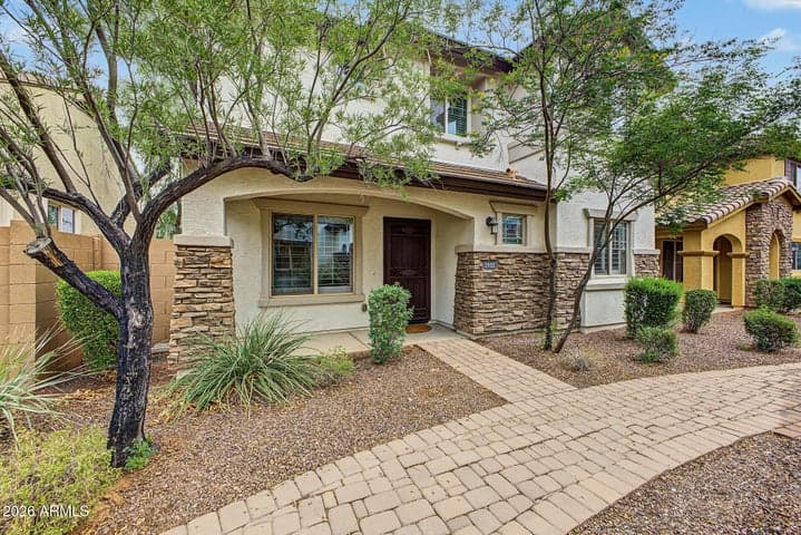 2552 E VERMONT Drive, Gilbert, AZ