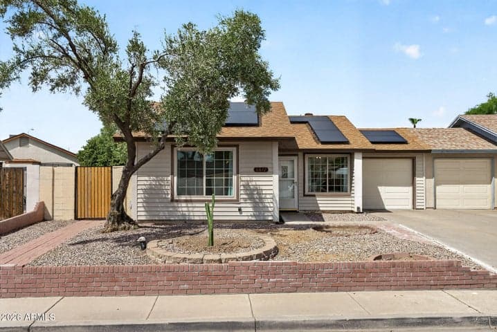 8812 W MEADOW Drive, Peoria, AZ