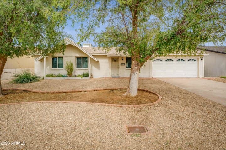 3710 E LUDLOW Drive, Phoenix, AZ