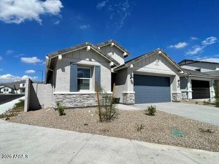 26428 W CROWN KING Road, Buckeye, AZ