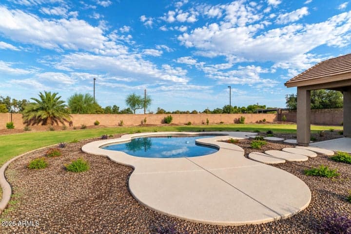 6361 S Sky Court, Gilbert, AZ