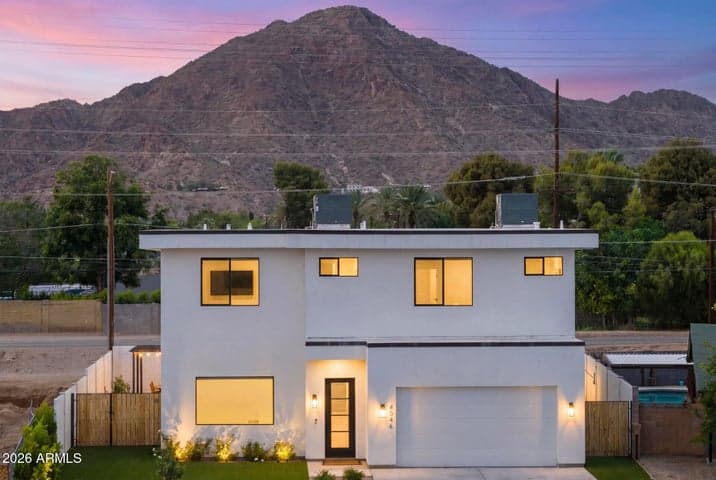 4546 E CAMPBELL Avenue, Phoenix, AZ