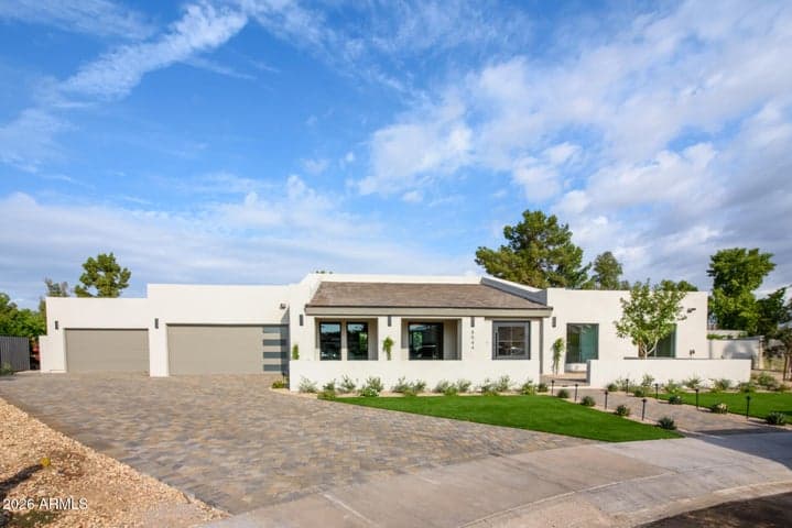 8544 E SAN LORENZO Drive, Scottsdale, AZ