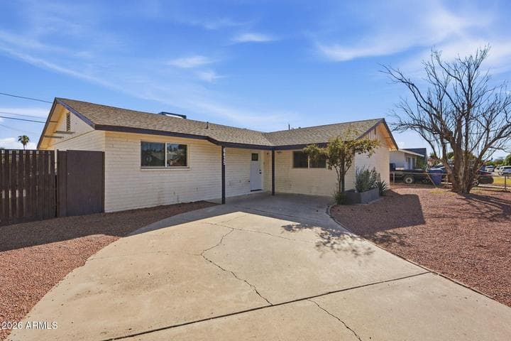 6425 W ROSE Lane, Glendale, AZ