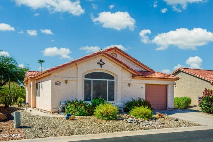 1697 E LINDRICK Drive, Chandler, AZ