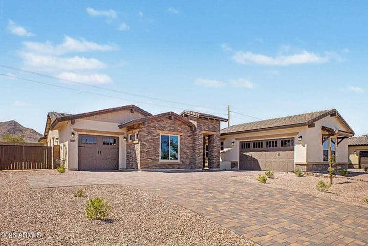 20999 E DIANA Way, Queen Creek, AZ