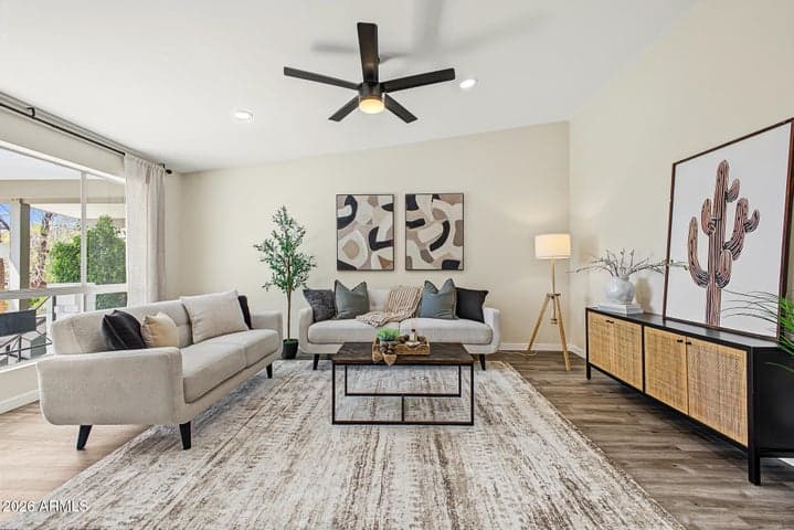 5226 N 20TH Street #C10, Phoenix, AZ