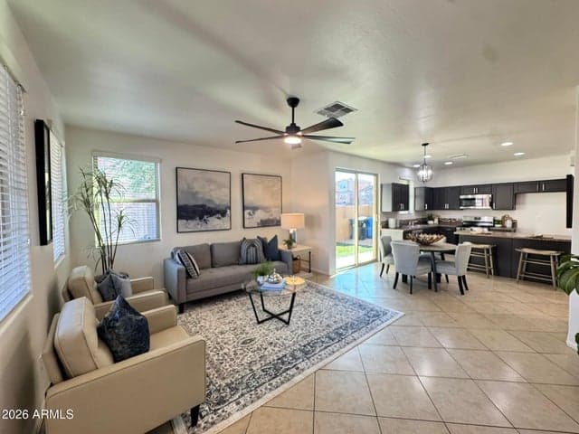 2132 N 77TH Drive, Phoenix, AZ