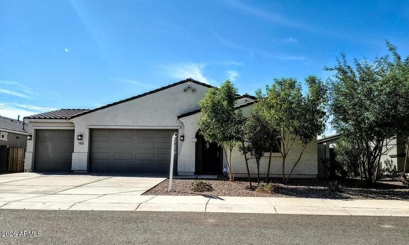 35645 W MALLORCA Avenue, Maricopa, AZ