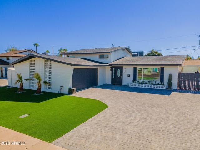 8437 E KEIM Drive, Scottsdale, AZ