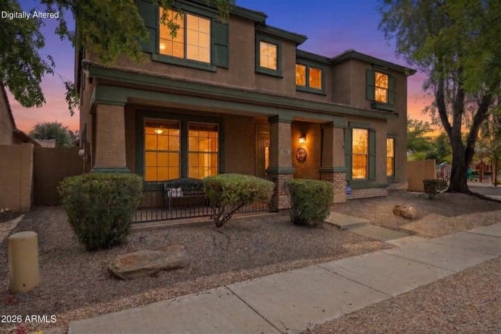 1709 S PENROSE Drive, Gilbert, AZ