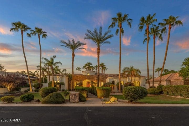 2156 E CHAMPAGNE Place, Chandler, AZ
