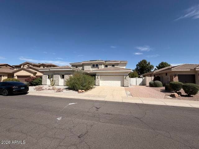 3806 E TAURUS Place, Chandler, AZ