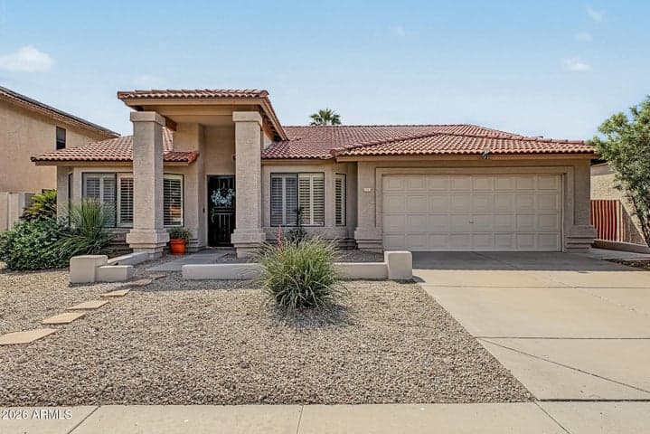 2755 E DRY CREEK Road, Phoenix, AZ