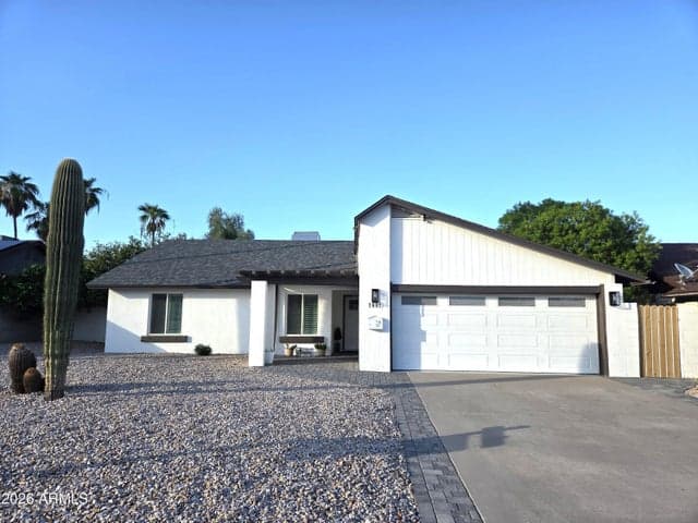 2602 E LARKSPUR Drive, Phoenix, AZ