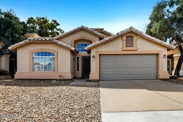 627 E SHANNON Street, Chandler, AZ
