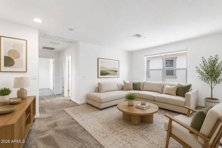 5818 W ENCINAS Lane, Phoenix, AZ