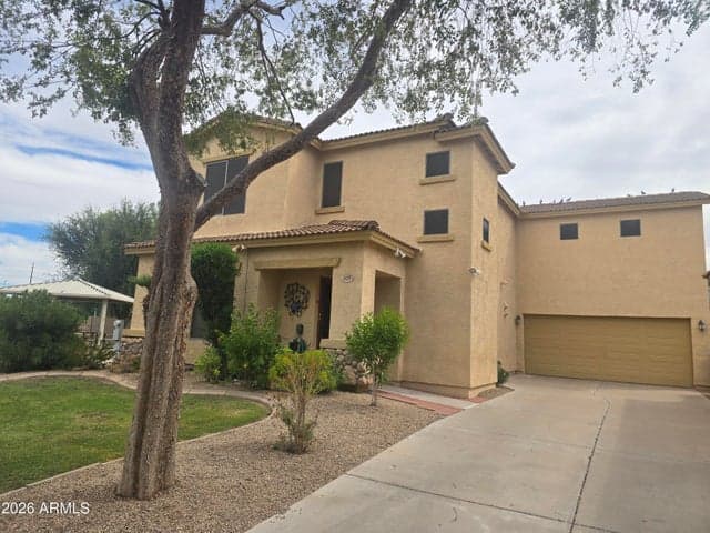 923 E SAVANNAH Drive, Chandler, AZ