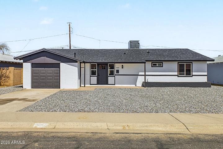 2532 W COLUMBINE Drive, Phoenix, AZ