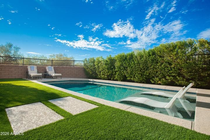 3110 E LOUISE Drive, Phoenix, AZ